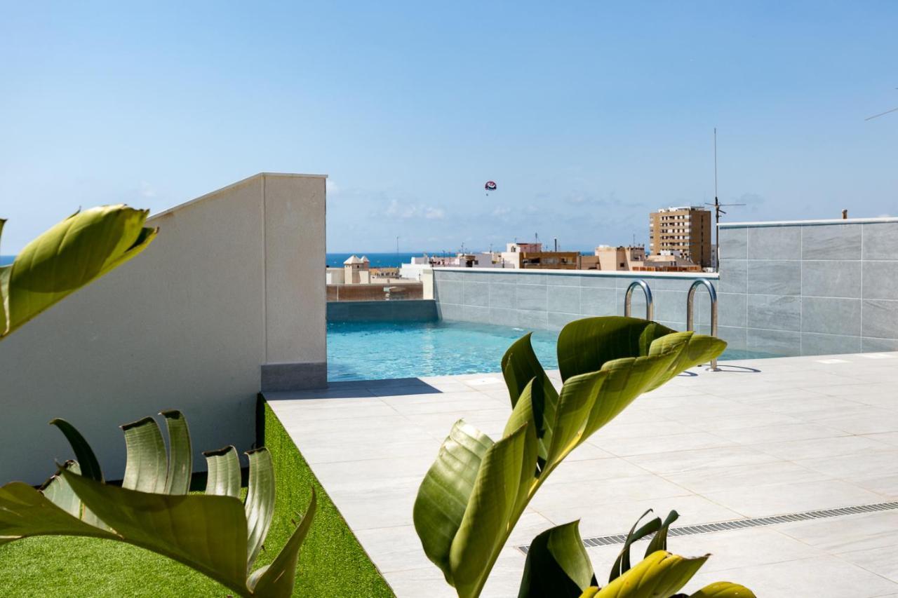 Moderno Apartamento Scandic, Playa Del Cura 托雷维耶哈 外观 照片