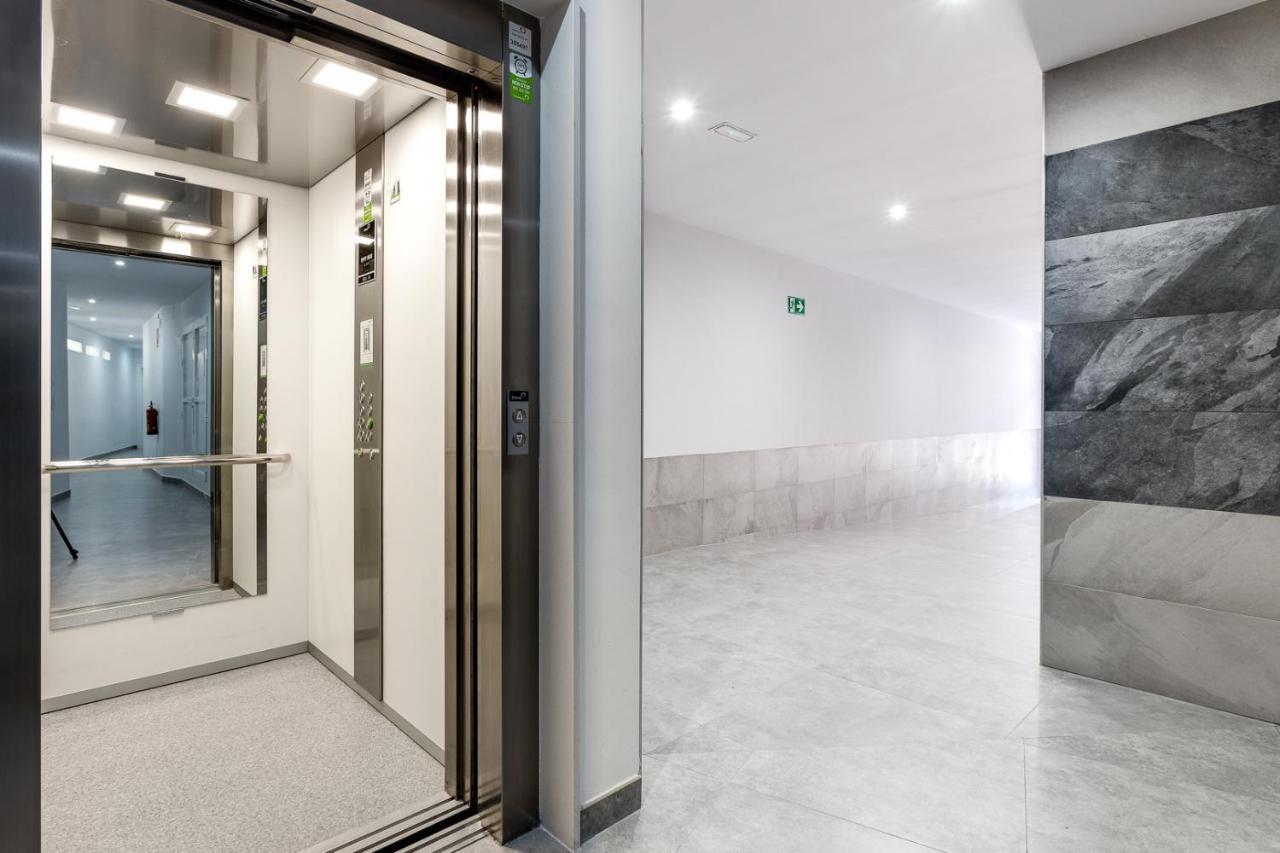 Moderno Apartamento Scandic, Playa Del Cura 托雷维耶哈 外观 照片