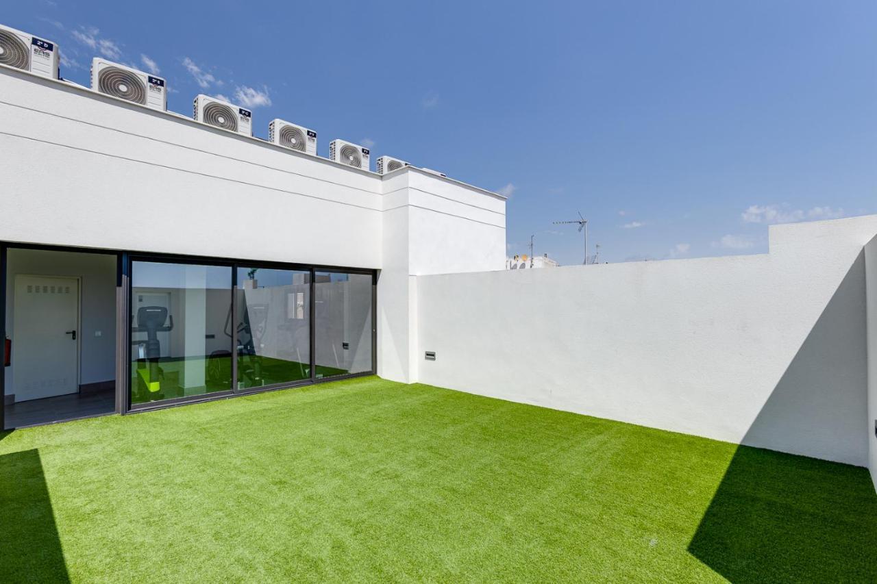 Moderno Apartamento Scandic, Playa Del Cura 托雷维耶哈 外观 照片