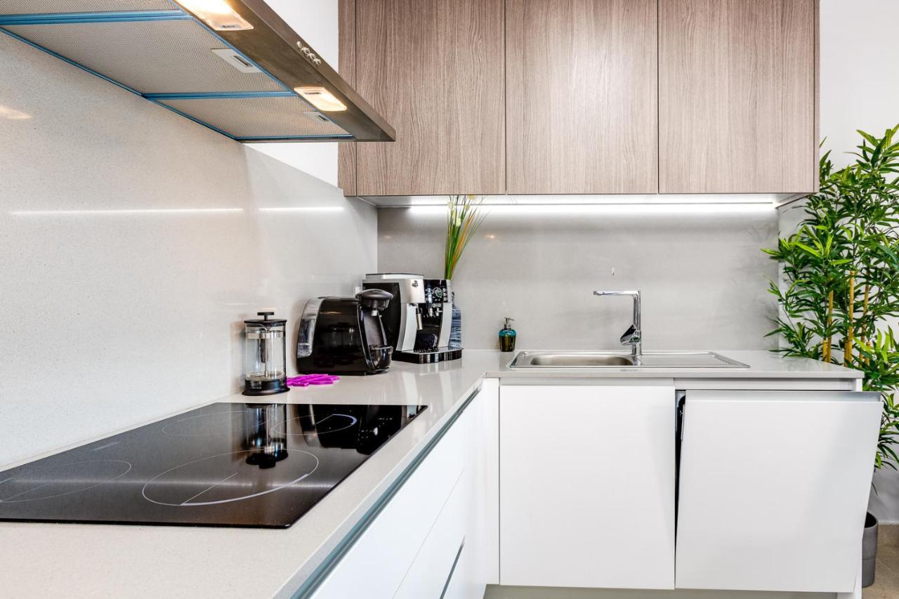 Moderno Apartamento Scandic, Playa Del Cura 托雷维耶哈 外观 照片